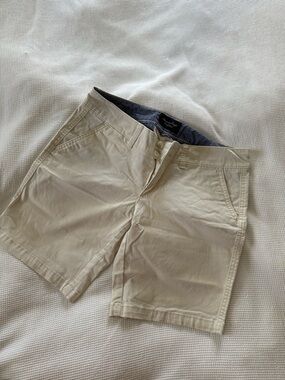 American Eagle Outfitters Beige Cotton Bermuda Shorts